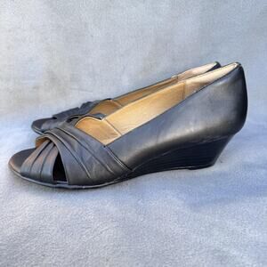 Softspots Shoes Womens Size 8.5 W Black Wedge Peep Toe Comfort Pumps 757301
